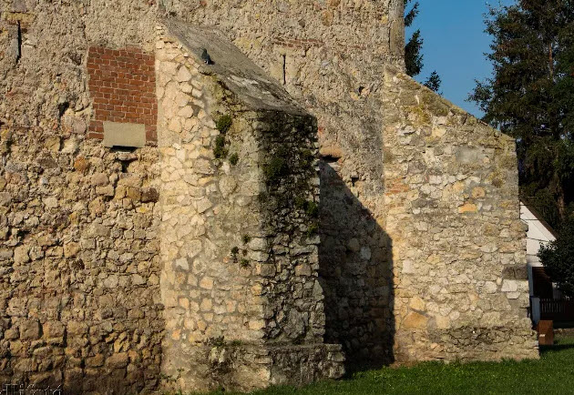 Kula-Torony, Hungary